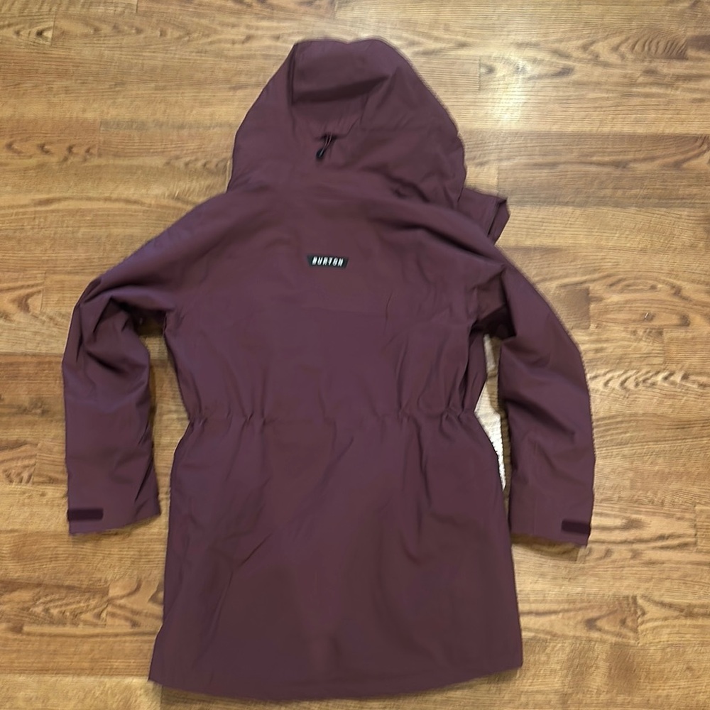 Red Ski Jacket with Hood and Full-Length Zipper - Picture 3 of 6